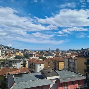 Spicchio Di Mare Su Rapallo